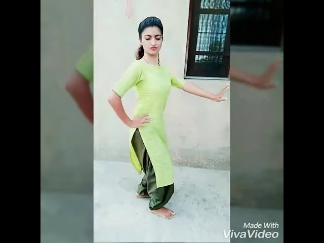 हरियाणवी लड़की ने करा सपना चौधरी के गाने पर HOT डांस, हुई फेमस