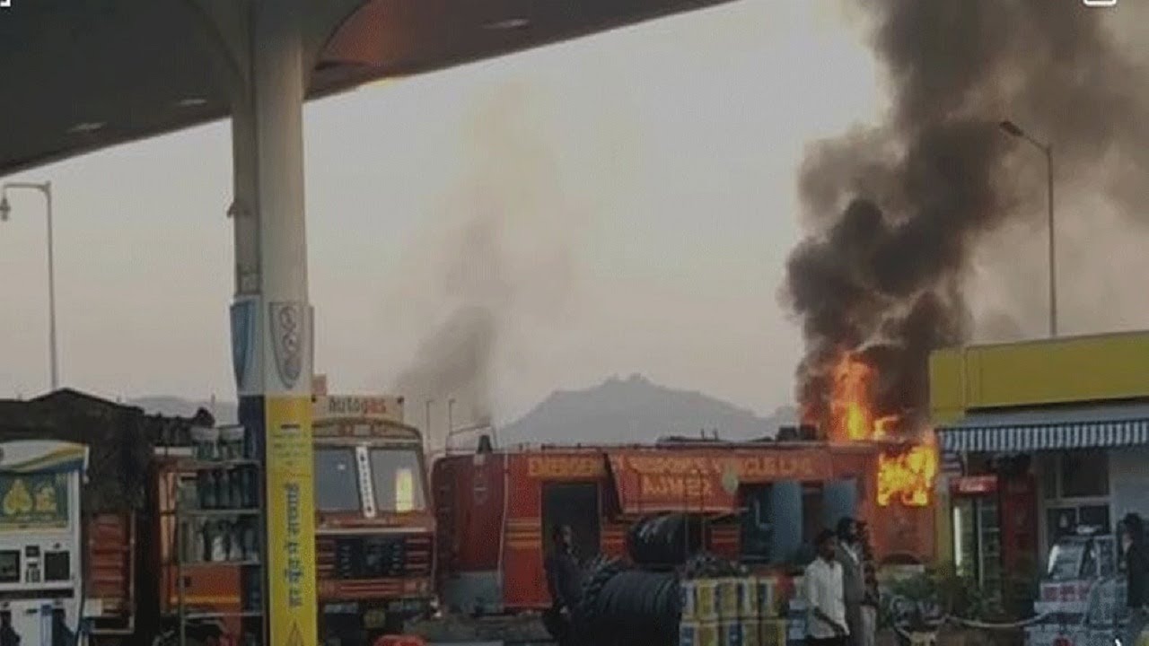 Ajmer petrol pump accident | पेट्रोल पंप में घुसी बेकाबू एसयूवी